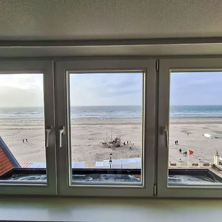 Koekoeksnest Penthouse At The By Interhome De Haan