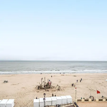 Koekoeksnest Penthouse At The By Interhome アパート *