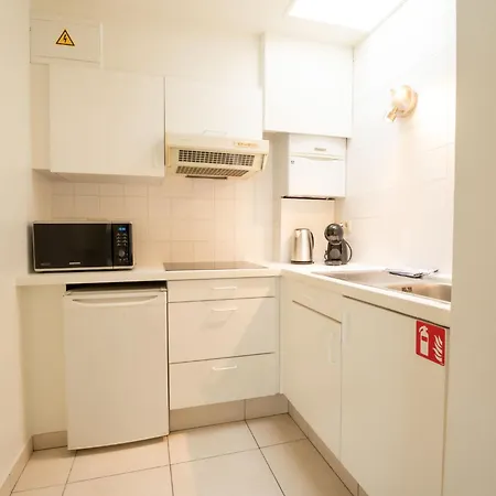 Apartamento Koekoeksnest Penthouse At The By Interhome *