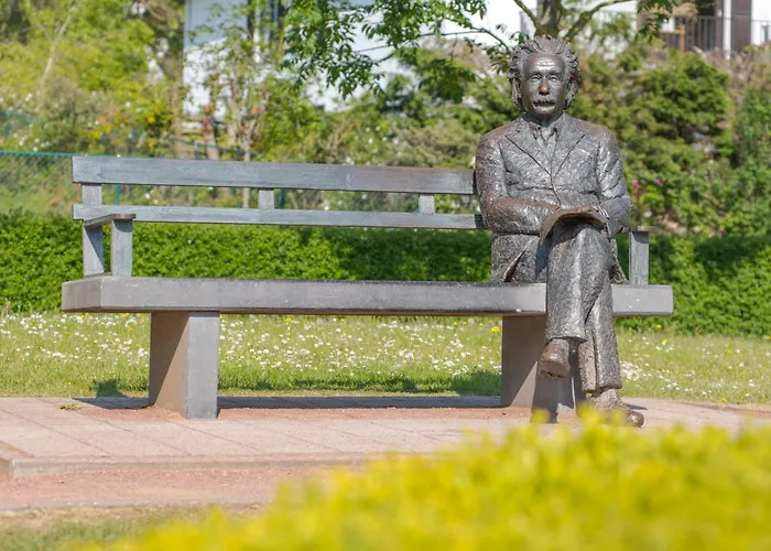 Koekoeksnest Penthouse At The By Interhome アパート